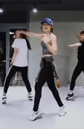 May J Lee 编舞 Little Nikki Says - 街舞视频