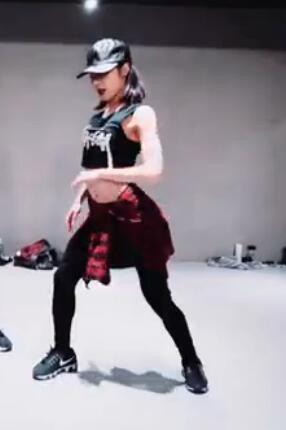 May j Lee  Koosung Jung 编舞 Booty Man - 街舞视频