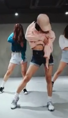 May J Lee 编舞 Boom Clap - 街舞视频