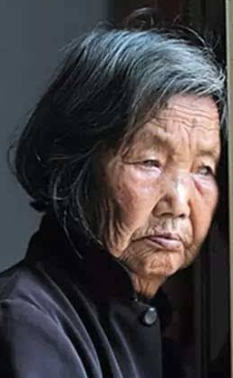 农村老人选择自杀的背后,有什么心酸的故事?