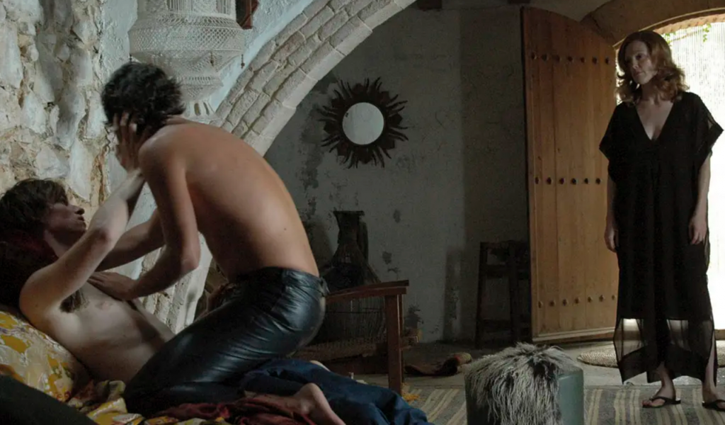 劲爆《欲孽迷宫》畸形母爱下,儿子性取向为男,母亲亲自上阵给她掰直